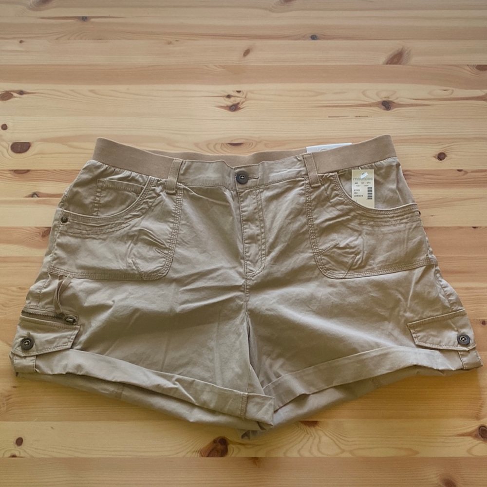 Maurices light weight khakis.